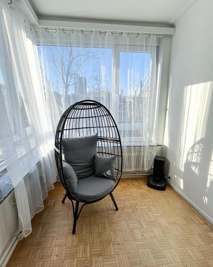 Cosy Two Bedroom Apartment In Brussels Bruxelas Exterior foto