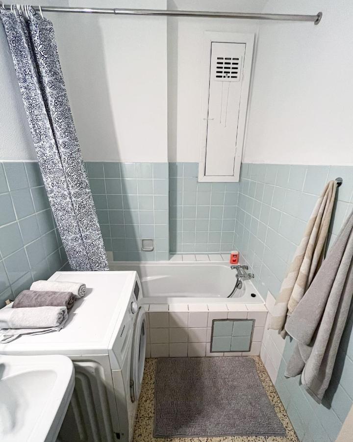 Cosy Two Bedroom Apartment In Brussels Bruxelas Exterior foto